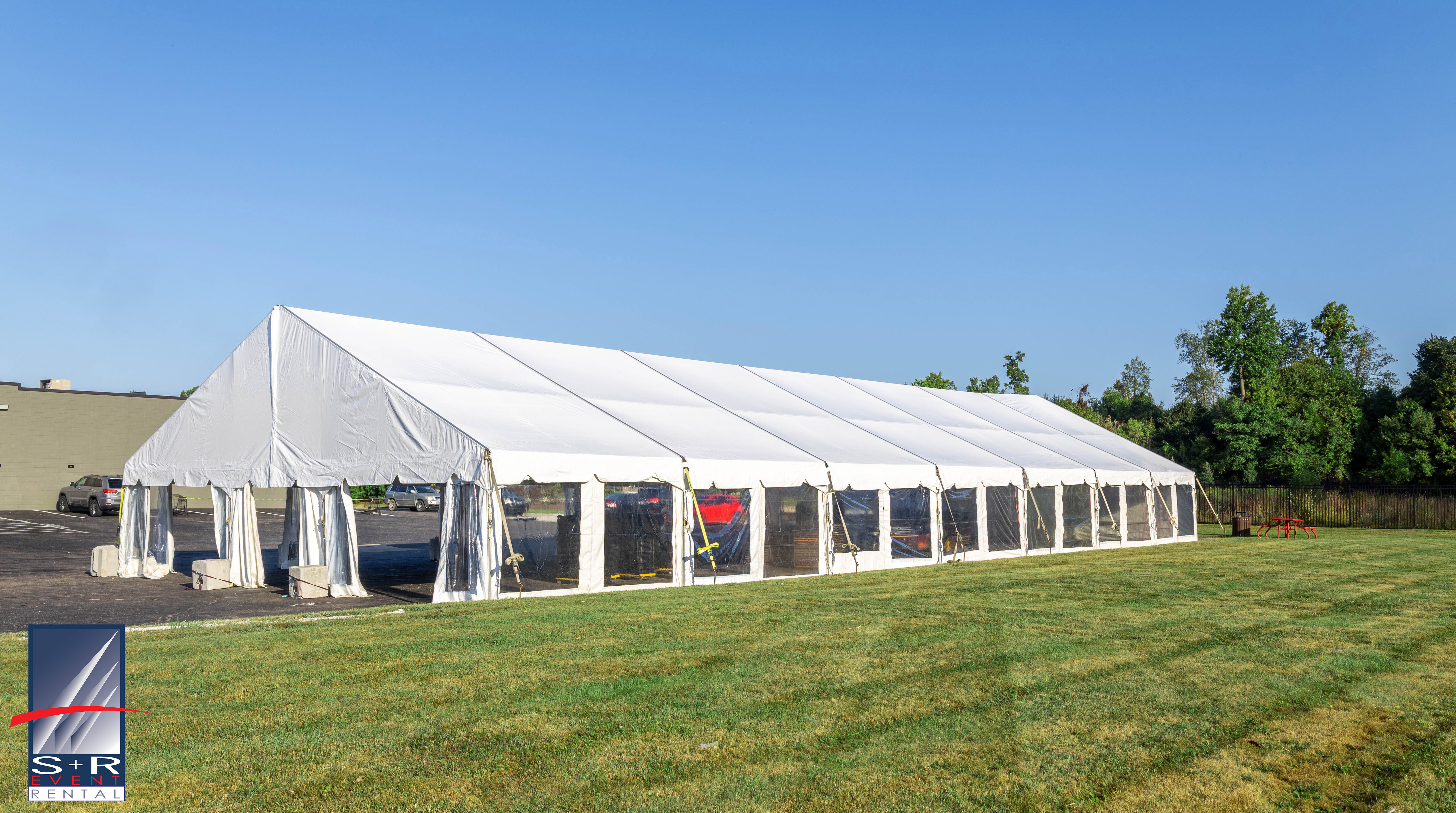 40 X 95 NAVI-TRAC HIP GABLE WHITE FRAME TENT